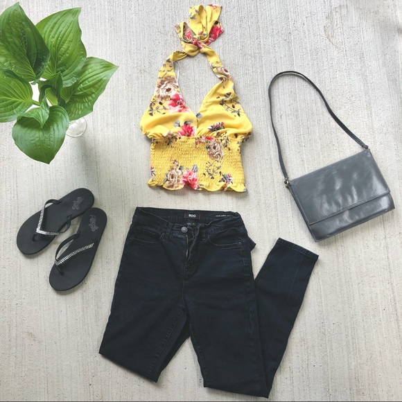 Love Tree small yellow summer top halter tie with lining and floral print - Picture 10 of 16